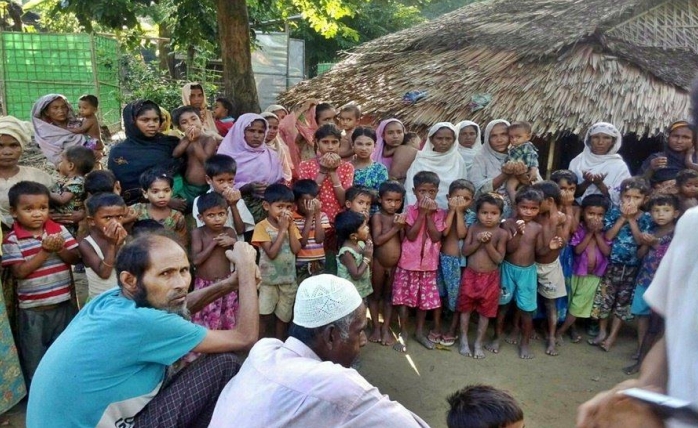 Arakan'daki Mülteci Kamplarında Hayat Gittikçe Zorlaşıyor