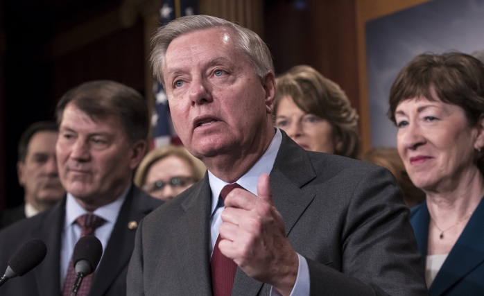 Lindsay Graham Yine Sahnede