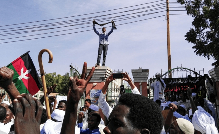 Sudan’da ‘Gösteri̇lere Devam’ Açıklaması