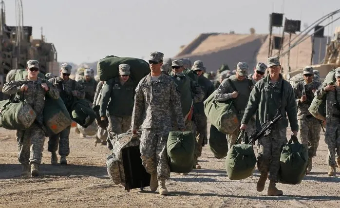 Amerika Irak'a Asker Yığıyor